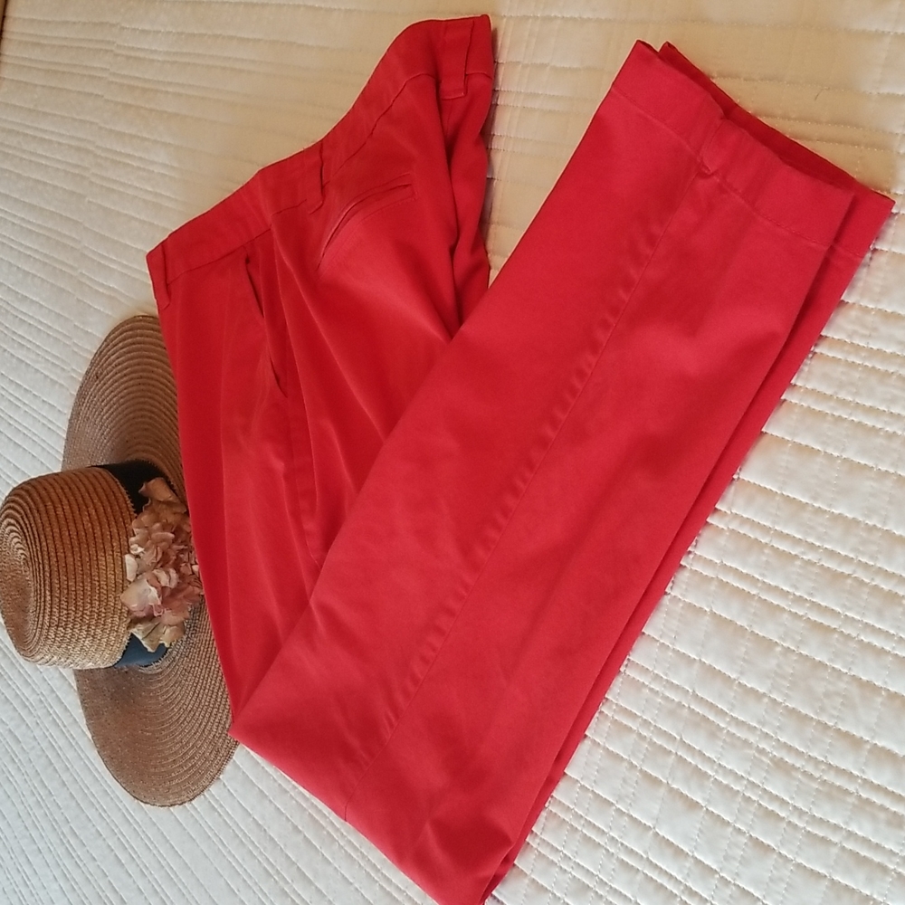 GAP  Slacks
